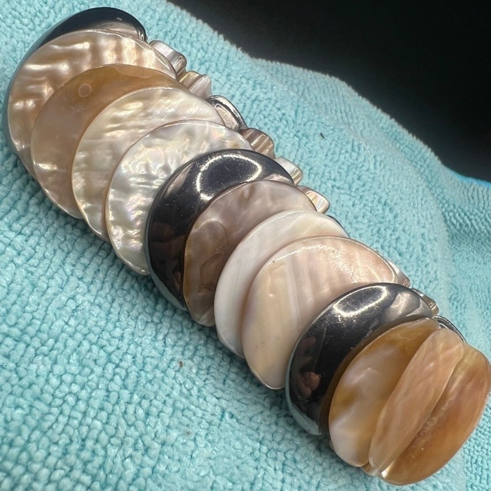 Vintage Chunky MOP‎ Shell Stretch Bracelet Iridescent Beach Cruise